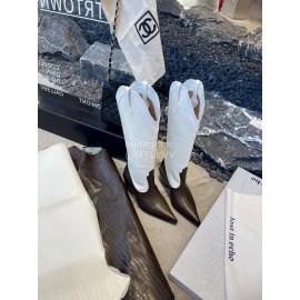 Lost In Echo Cowhide Pointed Thick High Heeled Boots For Women White