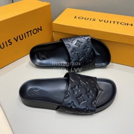 LV Summer Fashion Embossed Calf Leather Casual Slippers For Men