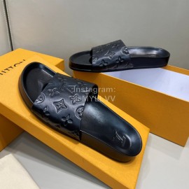 LV Summer Fashion Embossed Calf Leather Casual Slippers For Men