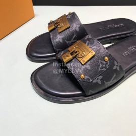 LV Antique Bronze Padlock Cowhide Slippers For Men Black