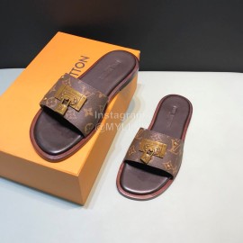 LV Antique Bronze Padlock Cowhide Slippers For Men Brown