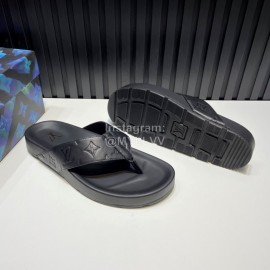 LV Summer Embossed Cowhide Flip Flops For Men Black