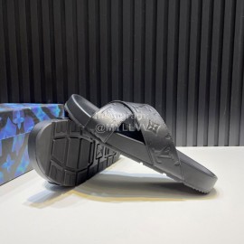 LV Summer Embossed Cowhide Cross Slippers For Men Black