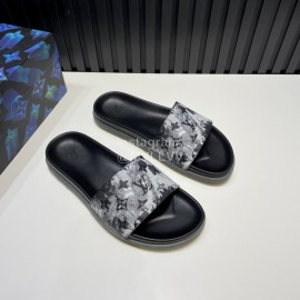 LV Cowhide Monogram Slippers For Men Black