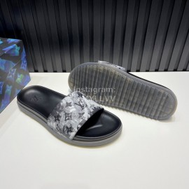 LV Cowhide Monogram Slippers For Men Black