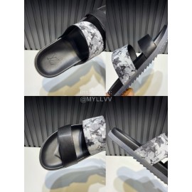 LV Cowhide Monogram Slippers For Men Black