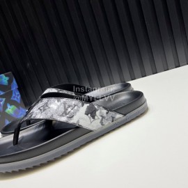 LV Cowhide Monogram Flip Flops For Men Black