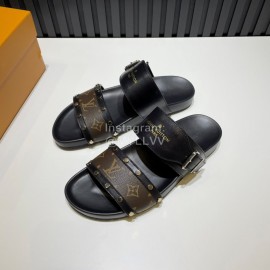 LV Summer Cowhide Rivet Scandals For Men