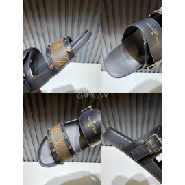 LV Summer Cowhide Rivet Scandals For Men