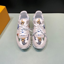 LV Suede Calfskin Running Shoes For Men Gray