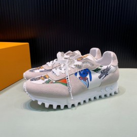 LV Suede Calfskin Running Shoes For Men Gray