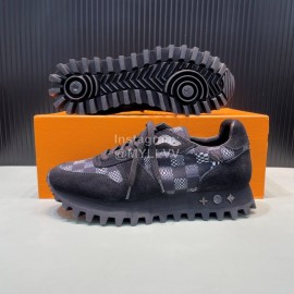 LV Suede Calfskin Running Shoes For Men Black