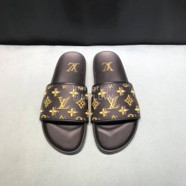 LV Summer Monogram Cowhide Slippers For Men Black