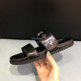 LV Black Monogram Patterned Metal Cowhide Slippers For Men