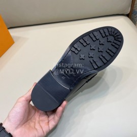 LV Calf Leather Tassel Business Shoes For Men