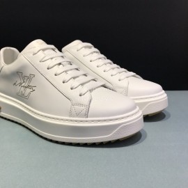 LV Cowhide Casual Sneakers For Men And Women Gold