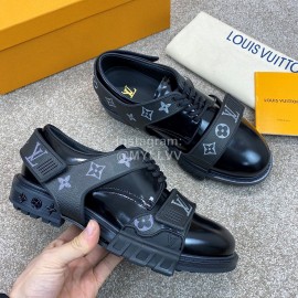LV Calf Leather Lace Up Velcro Casual Sneakers For Men Black