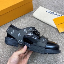 LV Calf Leather Lace Up Velcro Casual Sneakers For Men Black