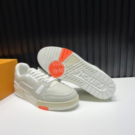 LV Calf Leather Lace Up Sneakers For Men Gray