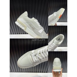 LV Calf Leather Lace Up Sneakers For Men Gray
