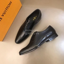 LV Black Cowhide Lace Up Business Shoes For Men