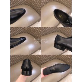 LV Black Cowhide Lace Up Business Shoes For Men