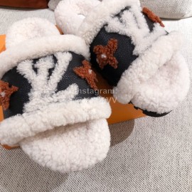 Lv Winter Wool Slippers White