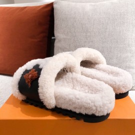 Lv Winter Wool Slippers White