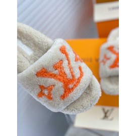 Lv Winter Lamb Wool Slippers White