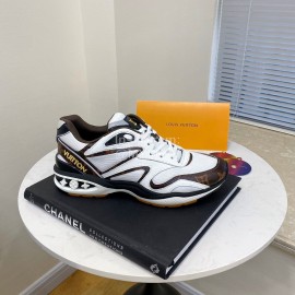 Lv Couple Calf Leather Retro Sneakers White