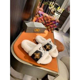 Lv Winter Fashion Wool Slippers For Women White