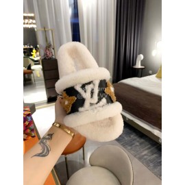 Lv Winter Fashion Wool Slippers For Women White