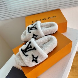 Lv Warm Wool Slippers For Women White