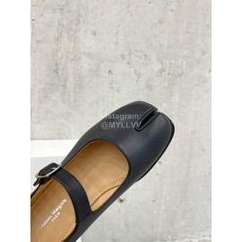 Maison Margiela Vintage Cowhide Shoes For Women Black