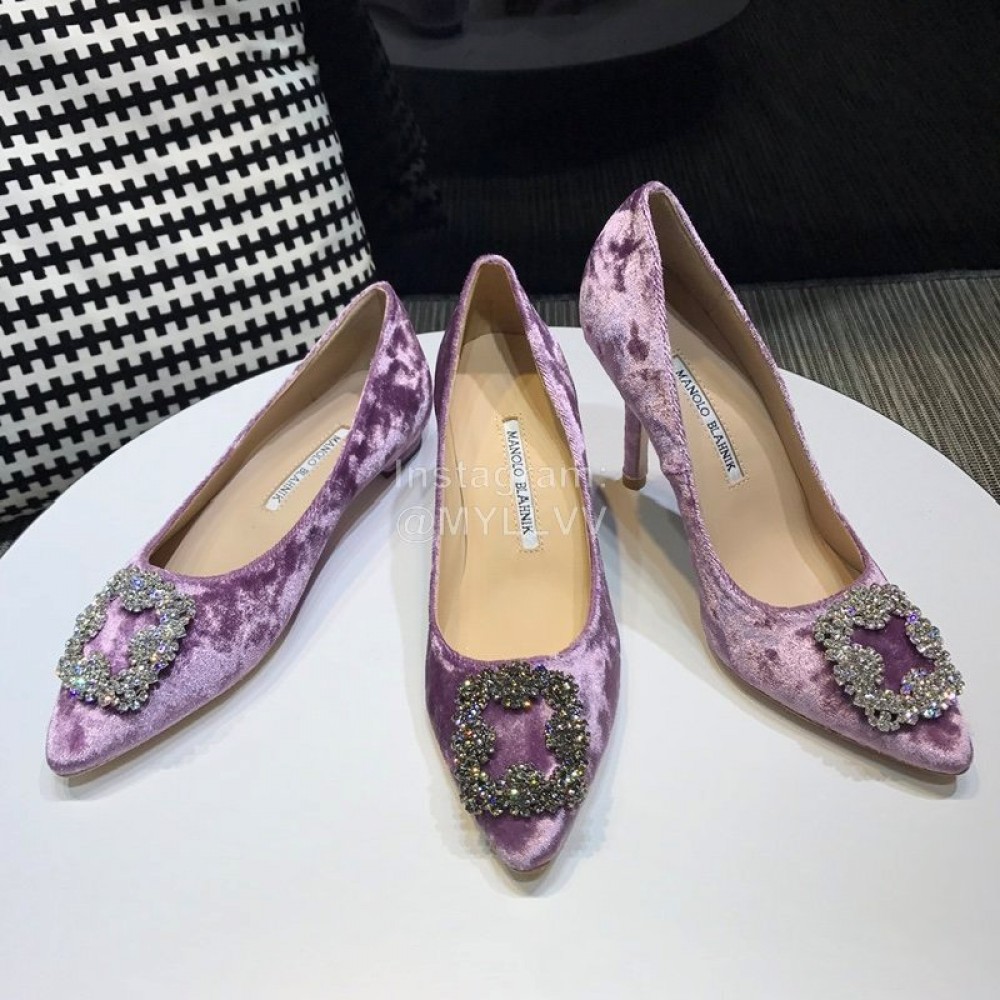 Manolo Blahnik Elegant Diamond Buckle Velvet Shoes For Women Purple