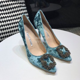 Manolo Blahnik Elegant Diamond Buckle Velvet Shoes For Women Blue