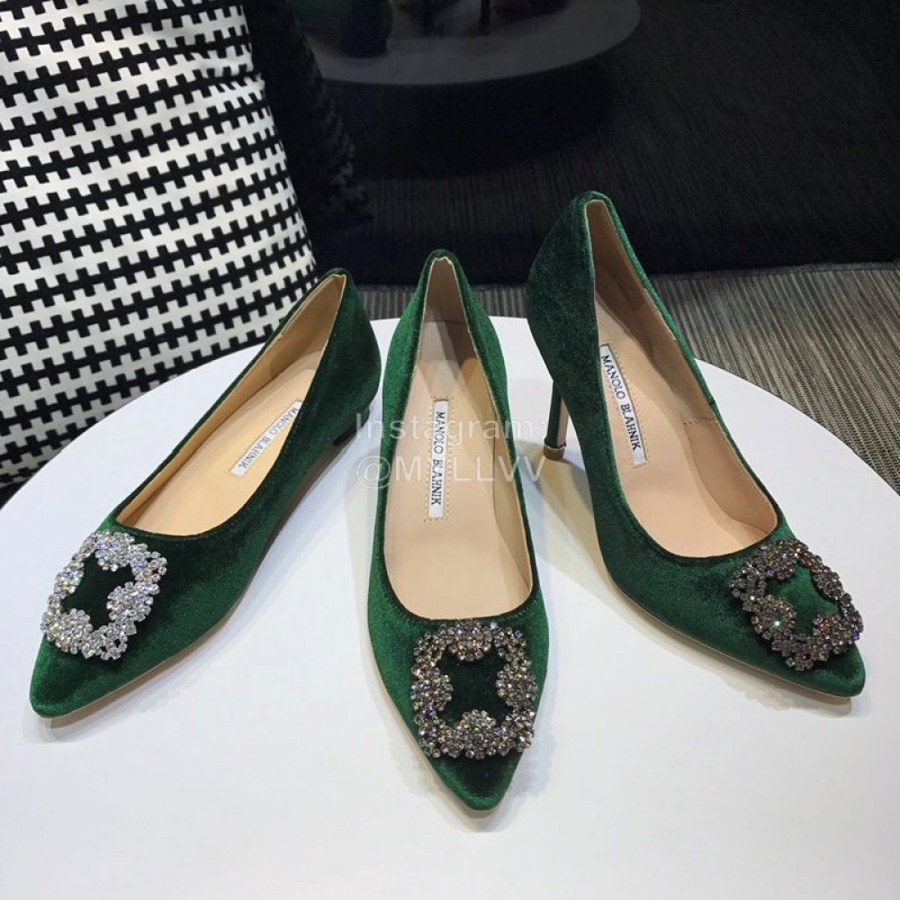 Manolo Blahnik Elegant Diamond Buckle Velvet Shoes For Women Green