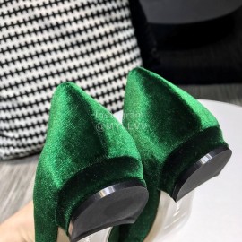 Manolo Blahnik Elegant Diamond Buckle Velvet Shoes For Women Green