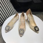 Manolo Blahnik Elegant Diamond Buckle Lace Shoes For Women Beige