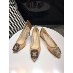 Manolo Blahnik Fashion Diamond Buckle Lace Shoes For Women Khaki
