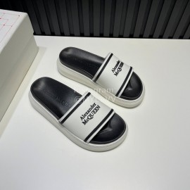 Alexander Mcqueen Summer Thick Soled Slippers For Men And Women White