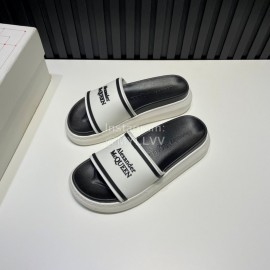 Alexander Mcqueen Summer Thick Soled Slippers For Men And Women White