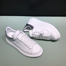 Alexander Mcqueen Matt Leather Casual Shoes For Men And Women Silver