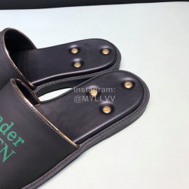 Alexander Mcqueen Leather Rivet Slippers For Men And Women