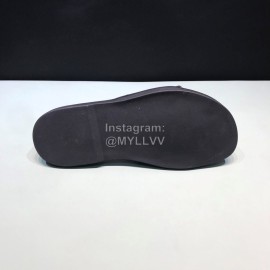 Alexander Mcqueen Leather Rivet Slippers For Men And Women