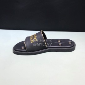 Alexander Mcqueen Leather Rivet Slippers For Men Yellow