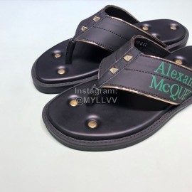 Alexander Mcqueen Leather Rivet Flip Flops For Men Green