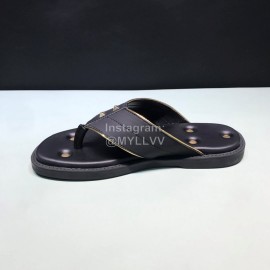 Alexander Mcqueen Leather Rivet Flip Flops For Men Yellow