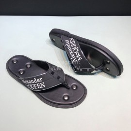 Alexander Mcqueen Leather Rivet Flip Flops For Men White