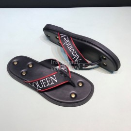 Alexander Mcqueen Leather Rivet Flip Flops For Men 